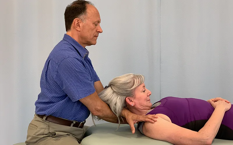 MJ_19_StretchingTheNeck12_800