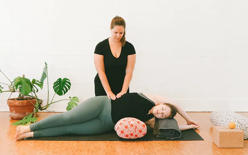 MA_19_YomassageB_800 MA_19_YomassageB_800